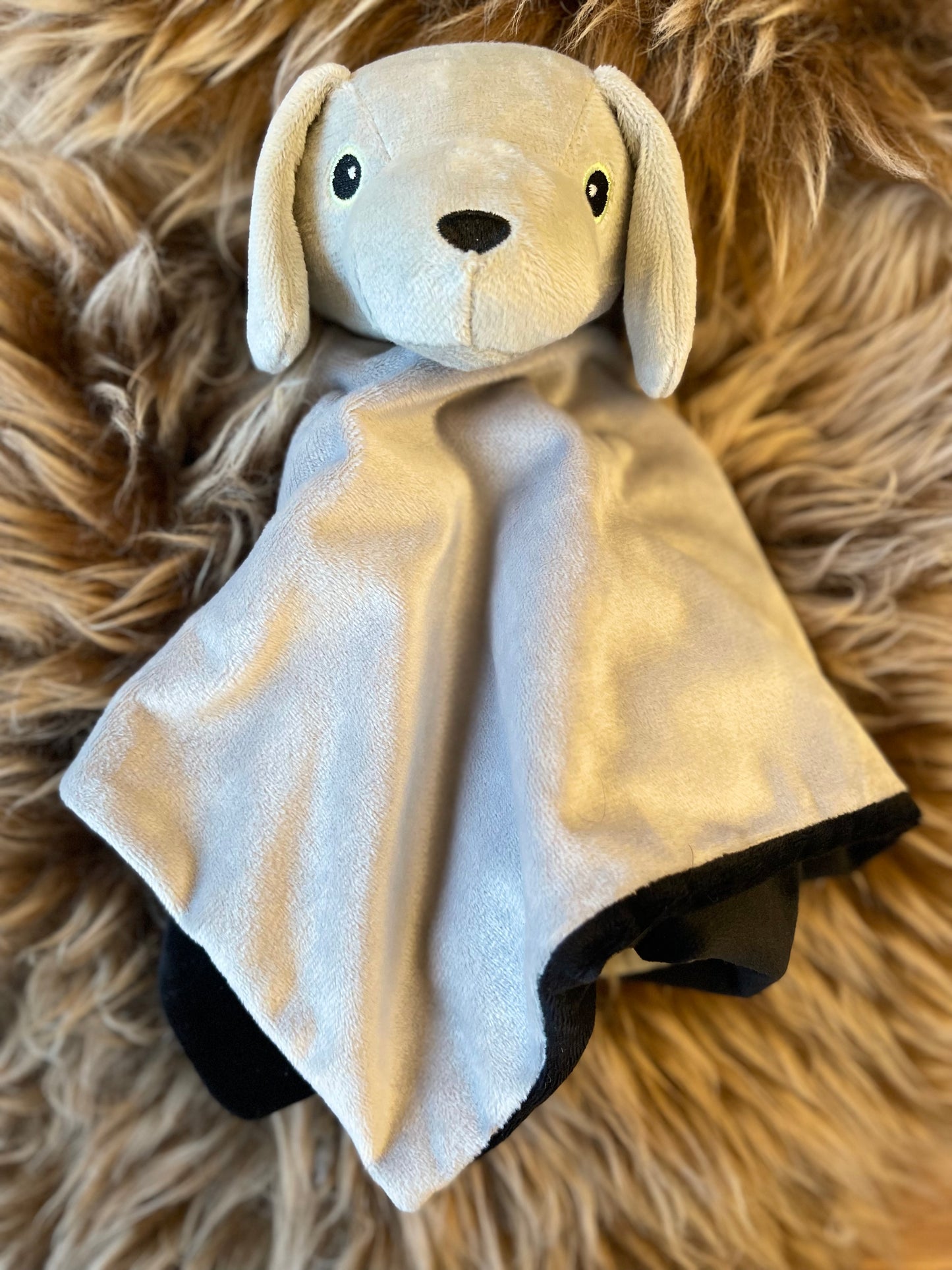 SILVER CUDDLE LAB COMFORTER