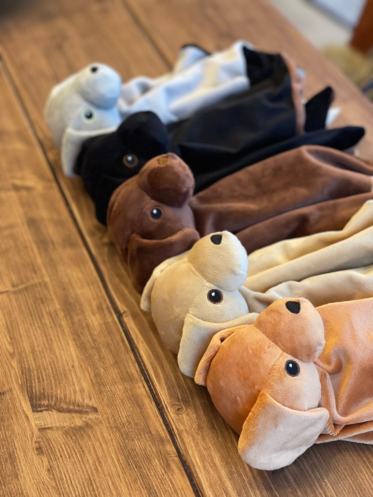 BROWN CUDDLE LAB COMFORTER